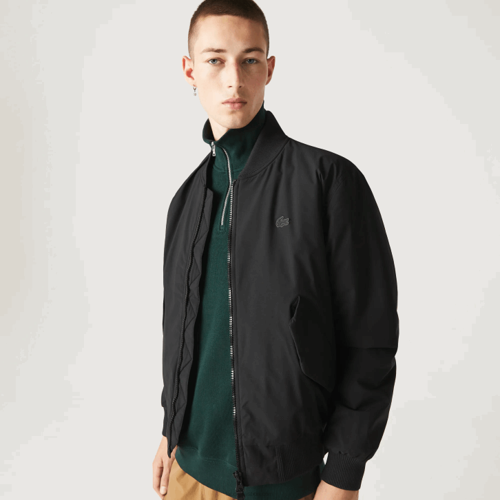 homens Lacoste preto 031 jaqueta bomber acolchoada isolada 08D01242