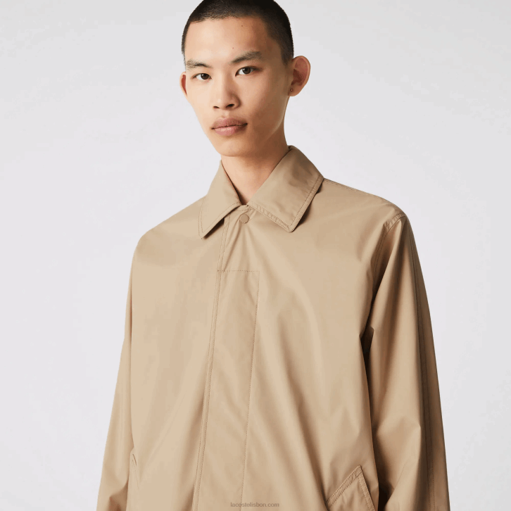 homens Lacoste bege c5u parka longa leve e abotoada resistente à água 08D01286