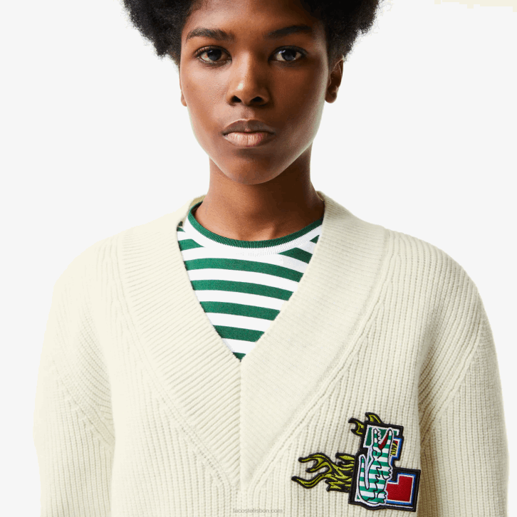mulheres Lacoste branco 70v suéter de lã com decote em V com distintivo cômico 08D02642